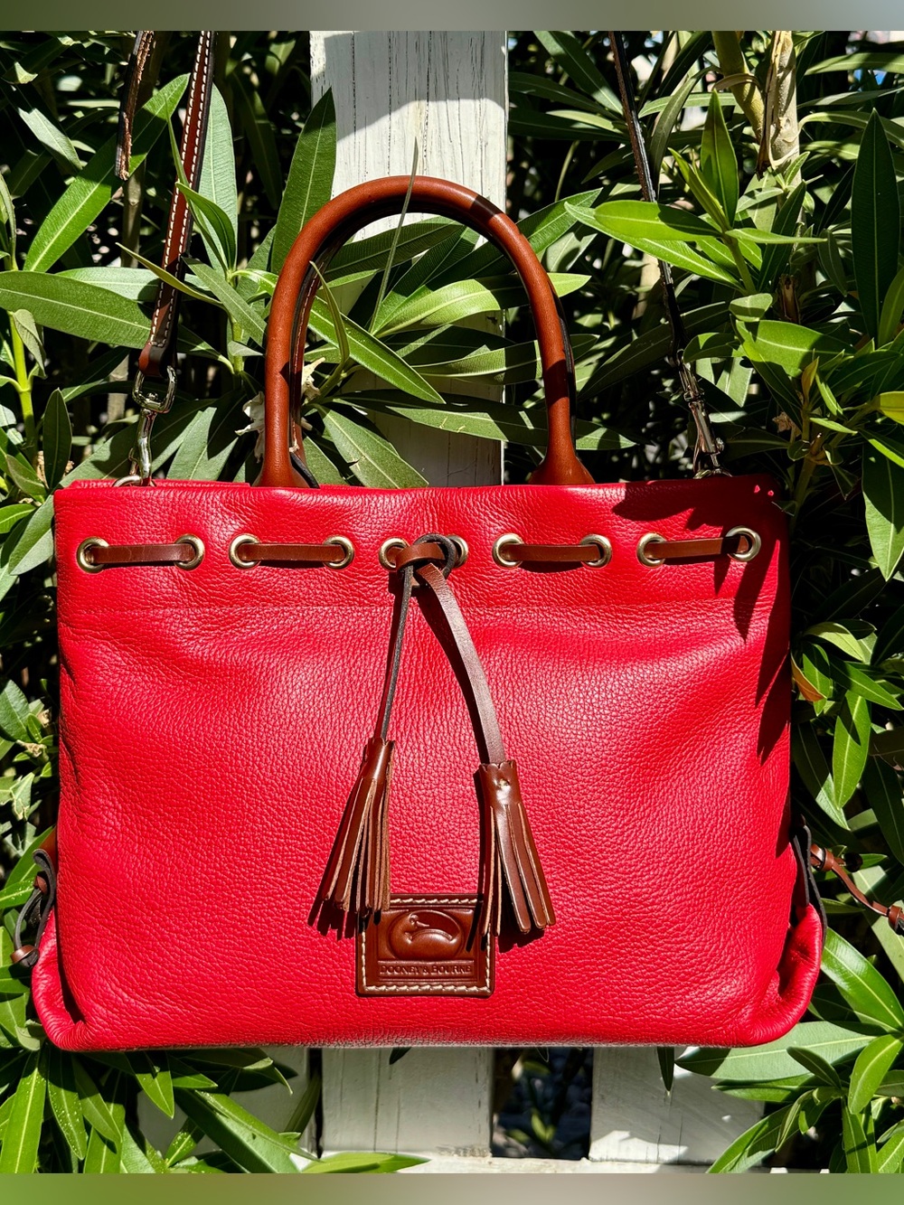 Dooney & Bourke Wakefield Tassel Tote Red Pebble Leather + Extension Strap - Picture 3 of 10
